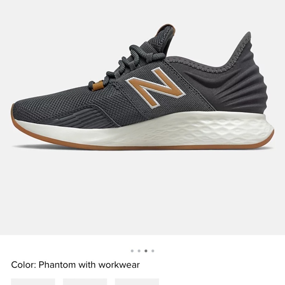 New Balance Women’s tennis shoes